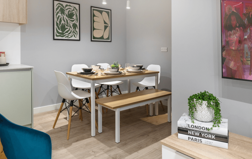 4 Bed Classic En Suite, Alma Place, 16 Library Street, City Centre, Belfast - Image 1