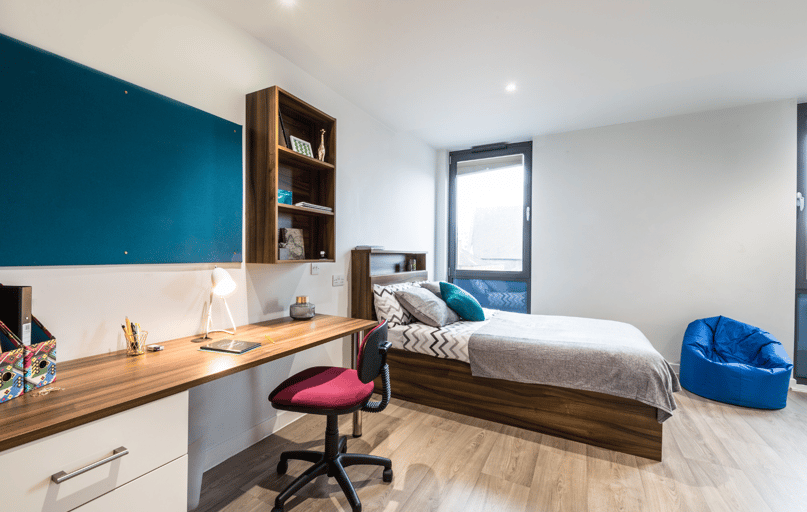 Penthouse Studio, Central Studios, 4 Greyfriars Road, Central, Reading - Image 1