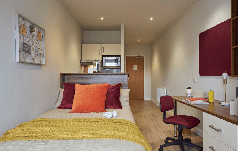 Luxury Studio, Central Studios, 4 Greyfriars Road, Central, Reading - Image 1