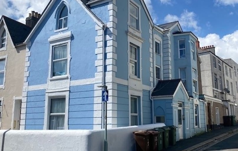 Flat 2 Radnor House (students), Plymouth - Image 1