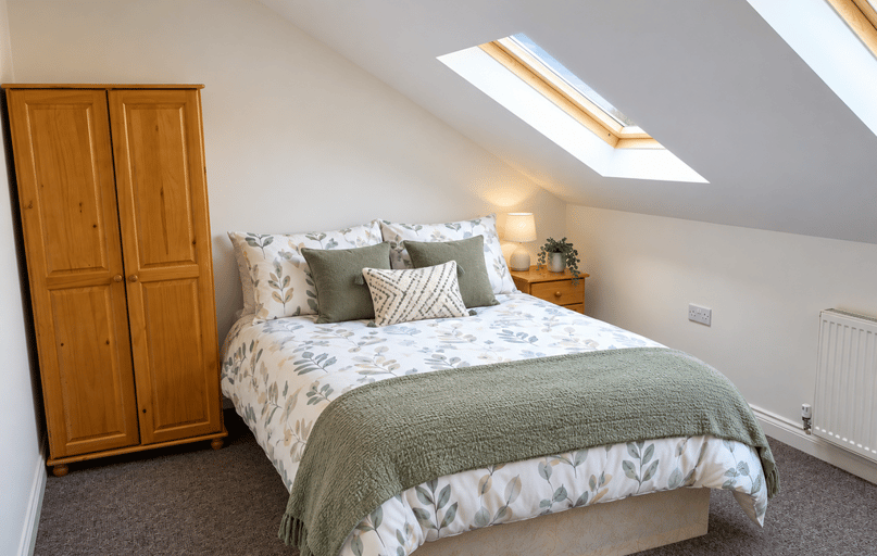 Flat 5, Plymouth - Image 1