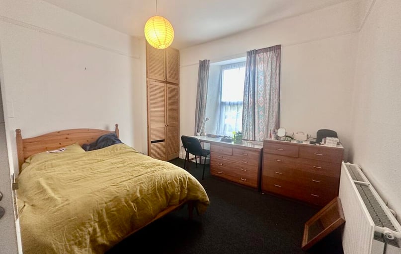 Gff, Plymouth - Image 1