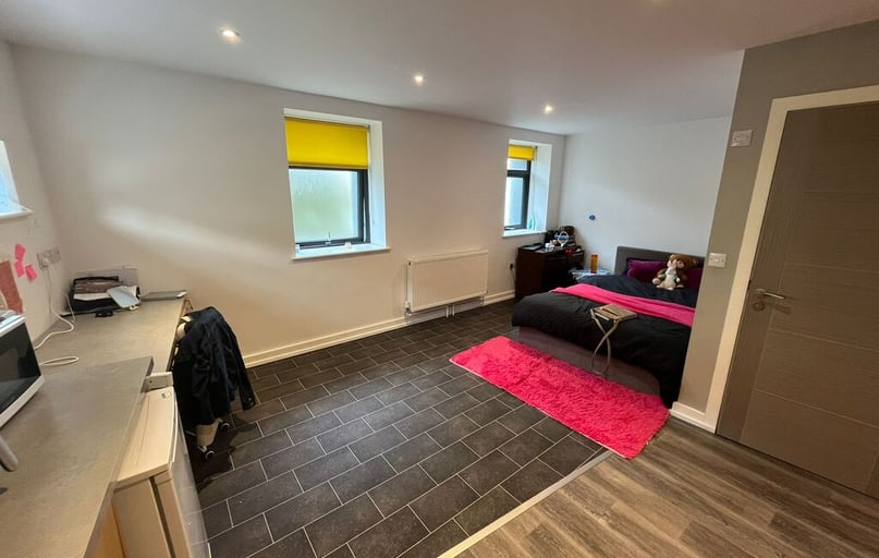 7 Marvell Lane Flat 30 (students), Plymouth - Image 1