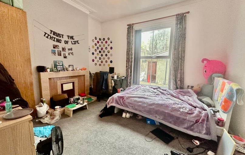 1 Bedford Park (students), Plymouth - Image 1