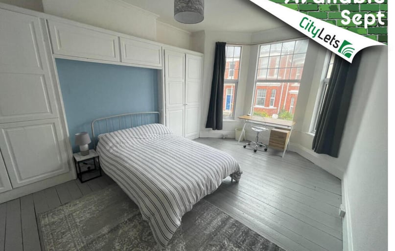 21 Hillside Avenue (students), Plymouth - Image 1