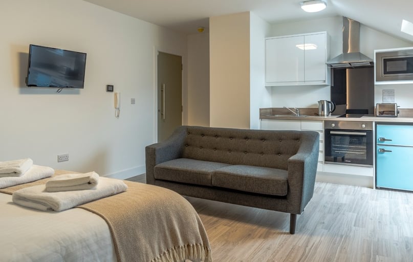 Flat 15, Plymouth - Image 1