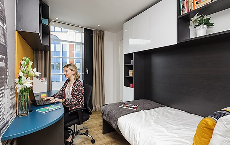 Ensuite Bedroom-Tower Bridge, Tower Bridge, 52 Minories, Tower Hill, London - Image 1