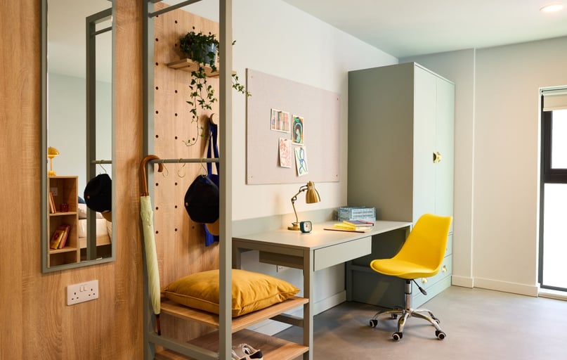 Cosy Terrace, The Storehouse, Central Road, City Centre, Leeds - Image 1