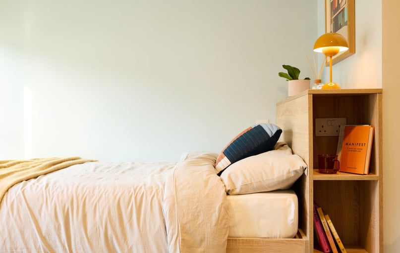 Cosy Plus Terrace, The Storehouse, Central Road, City Centre, Leeds - Image 1