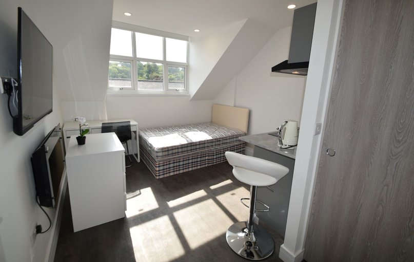 Studio 4 313a Ecclesall Road, Sharrow, Sheffield - Image 1