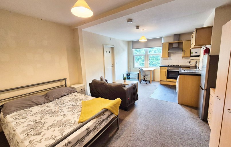 Studio 3 607-609 Ecclesall Road, Sharrowvale, Sheffield - Image 1