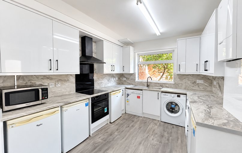 Holberry Gardens, Broomhall, Sheffield - Image 1