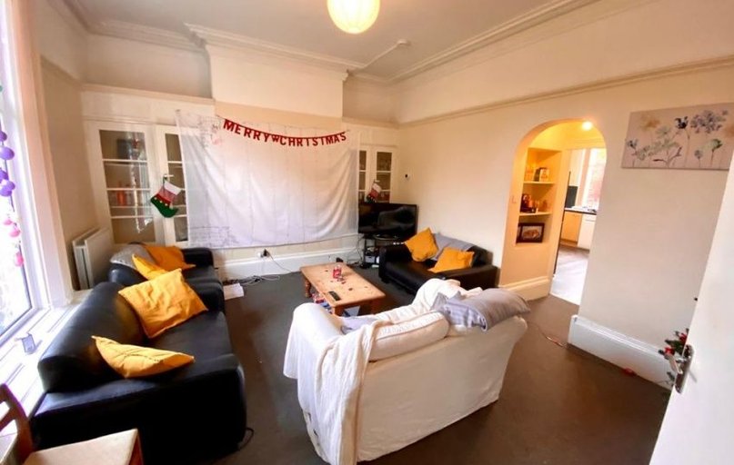 233a Cemetery Road, Sharrow, Sheffield - Image 1