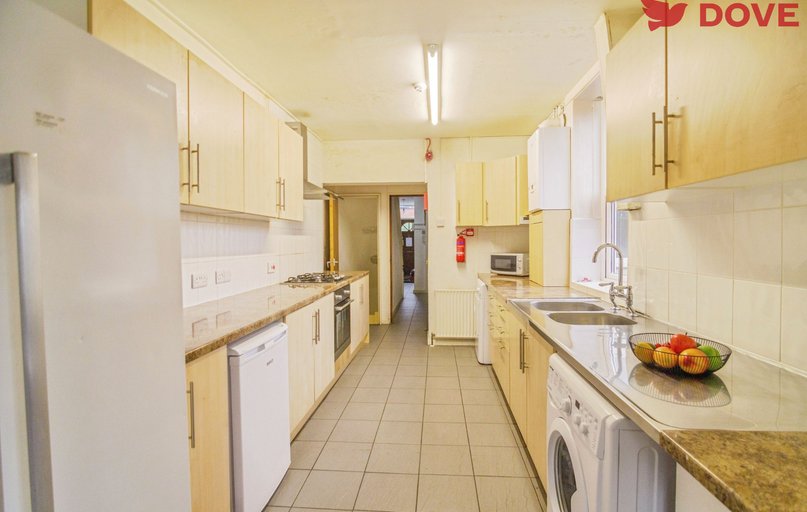 81a Holberry Gardens, Broomhall, Sheffield - Image 1