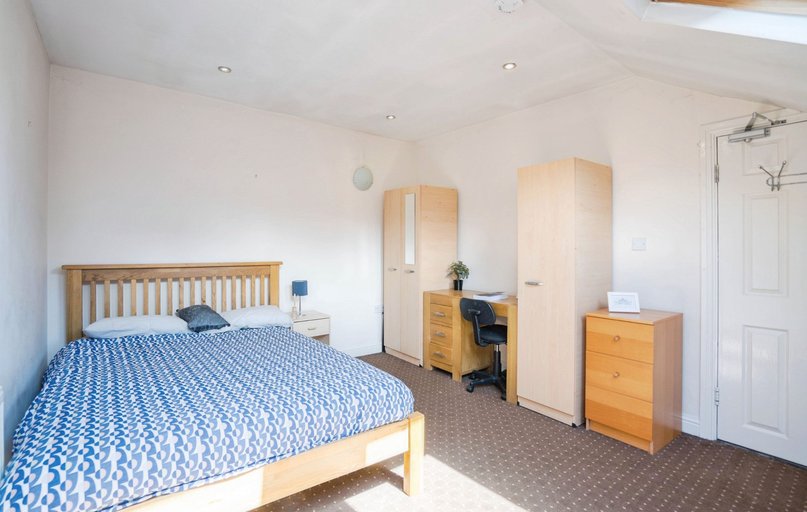 Flat 2B 341-343 Sharrowvale Road, Sharrowvale, Sheffield - Image 1