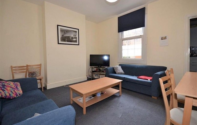 Travis Place, Broomhall, Sheffield - Image 1