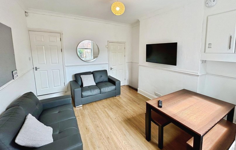 Khartoum Road, Sharrowvale, Sheffield - Image 1