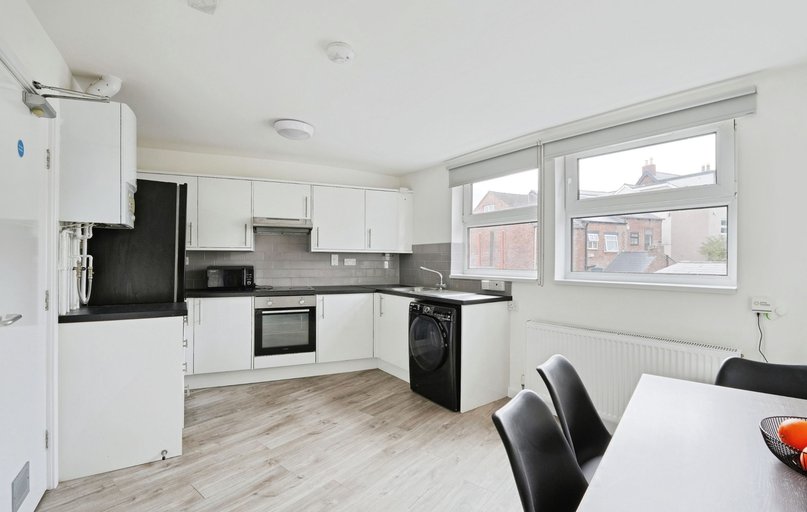 83a Junction Road, Sharrowvale, Sheffield - Image 1