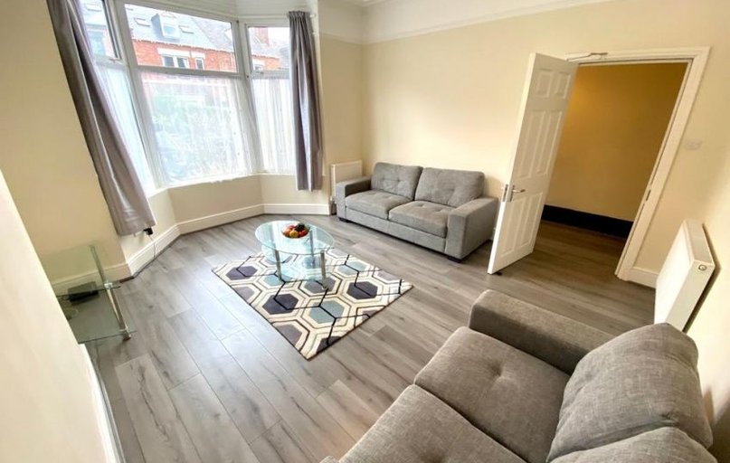 Southgrove Road, Sharrowvale, Sheffield - Image 1