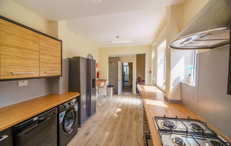 Wadbrough Road, Sharrowvale, Sheffield - Image 1