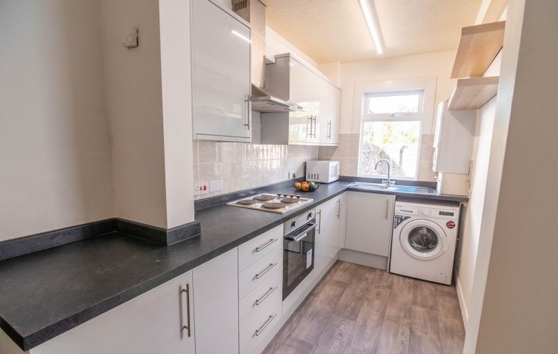Cobden View Road, St Vincents Quarter, Sheffield - Image 1