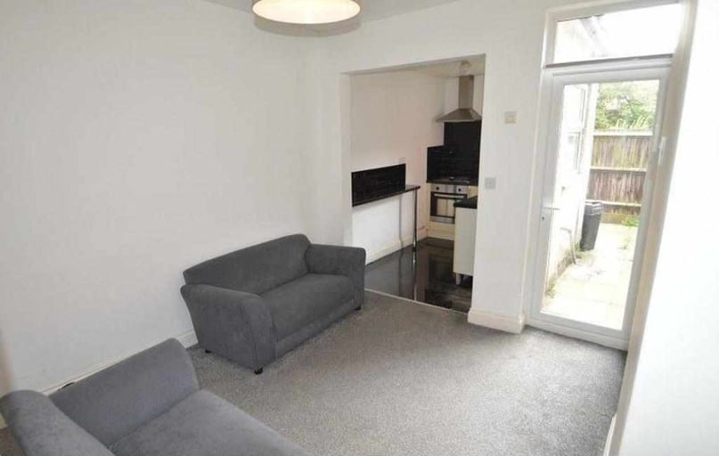 Winnie Road, Selly Park, Birmingham - Image 1