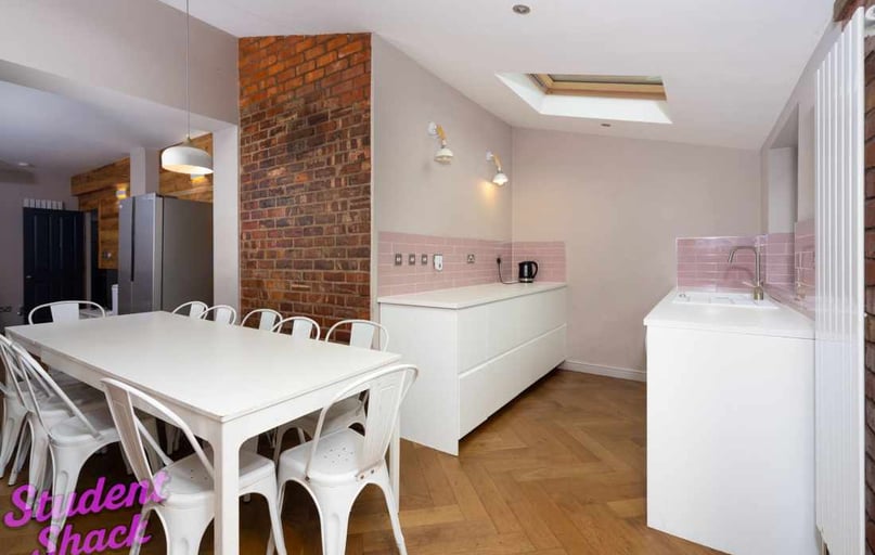 Lees Hall Crescent Manchester, Fallowfield, Manchester - Image 1