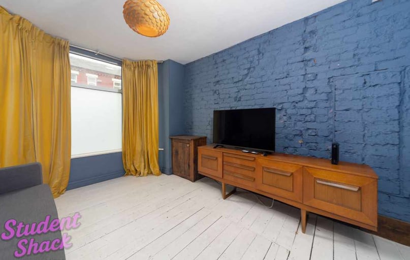 Ruskin Avenue Manchester, Rusholme, Manchester - Image 1