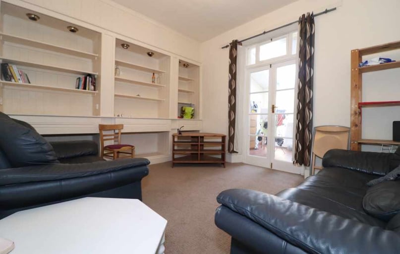 Roath, Plasnewydd, Cardiff - Image 1