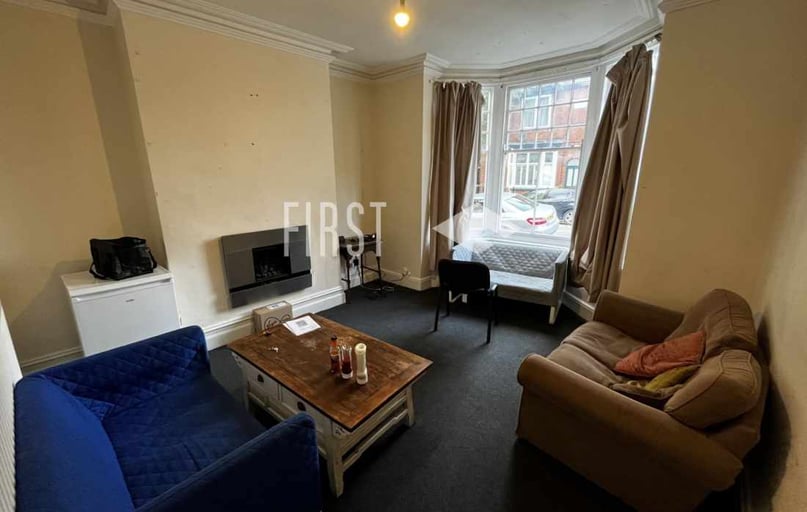 Howard Road, Clarendon Park, Leicester - Image 1