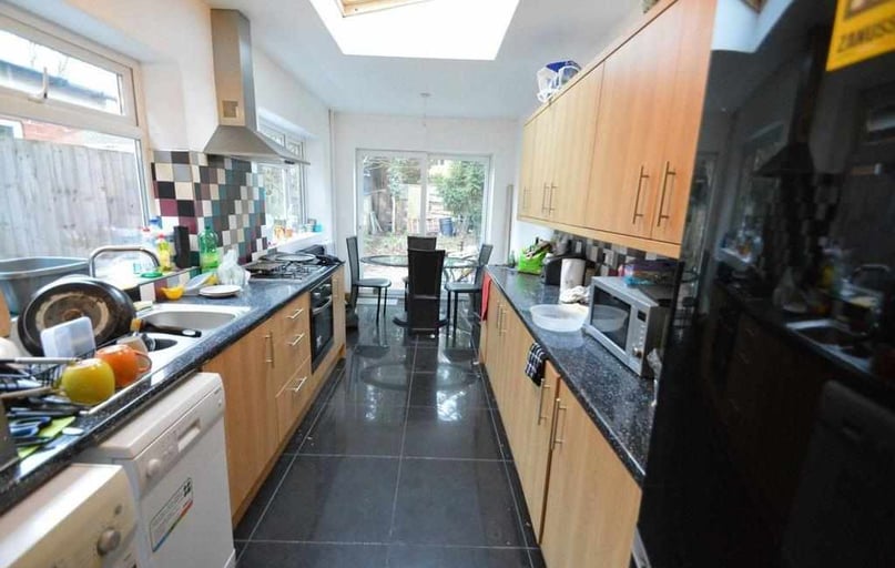 Warwards Lane, Stirchley, Birmingham - Image 1