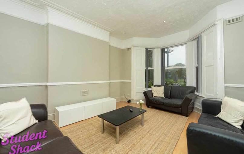 Moss Lane East, Rusholme, Manchester - Image 1