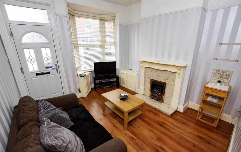 Gleave Road, Selly Oak, Birmingham - Image 1