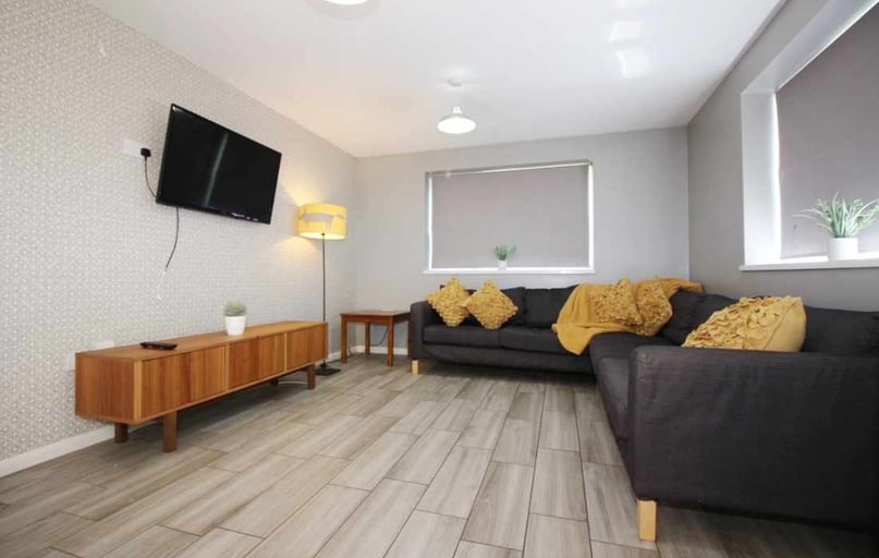 Cathays, Cardiff - Image 1