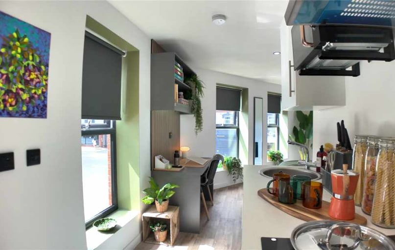 1 Twyning Road, Stirchley, Birmingham - Image 1