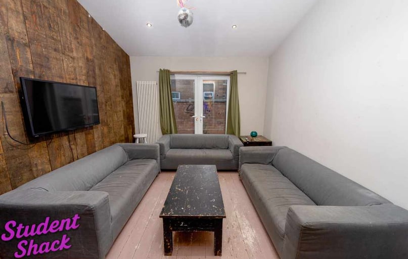 Booth Avenue Manchester, Fallowfield, Manchester - Image 1