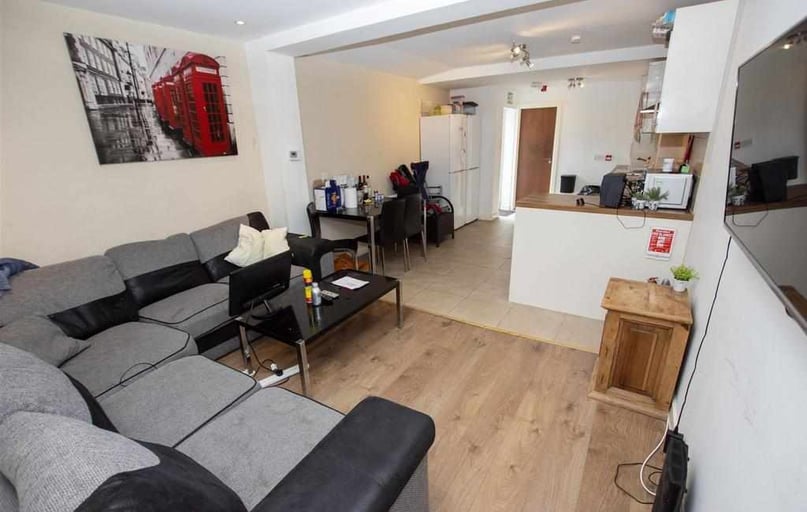 Heeley Road, Selly Park, Birmingham - Image 1