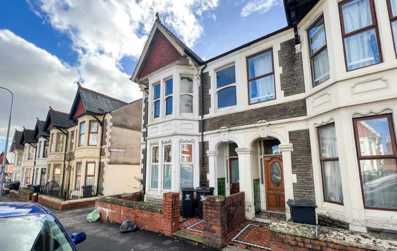 Roath, Cathays, Cardiff - Image 1