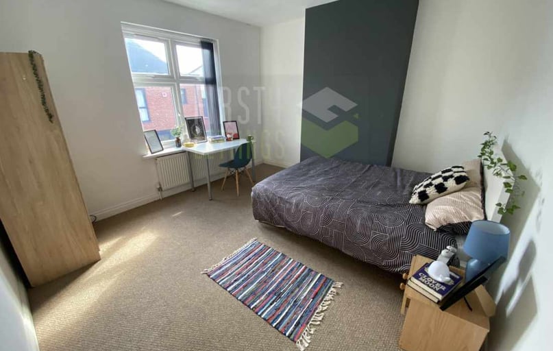 Wordsworth Road, Knighton, Leicester - Image 1