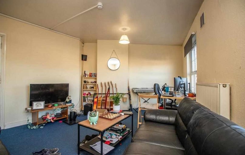 Bristol Road, Selly Oak, Birmingham - Image 1