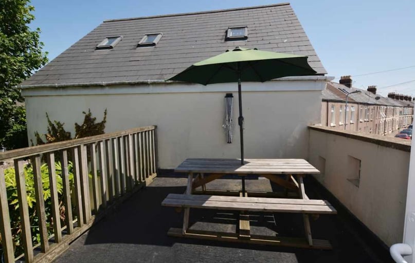 Cathays, Cardiff - Image 1