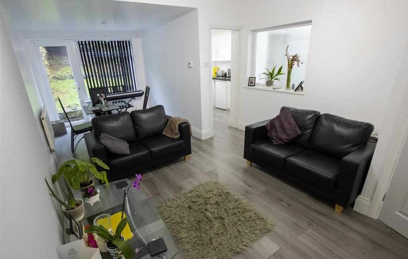 Reservoir Road, Selly Park, Birmingham - Image 1