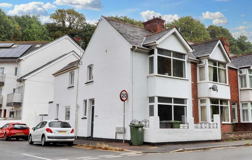 Bonhay Road, St David's, Exeter - Image 1