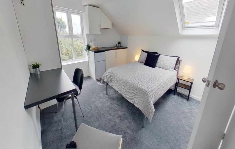 Salford, Seedley - Image 1