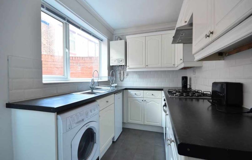 Wavertree, Liverpool - Image 1