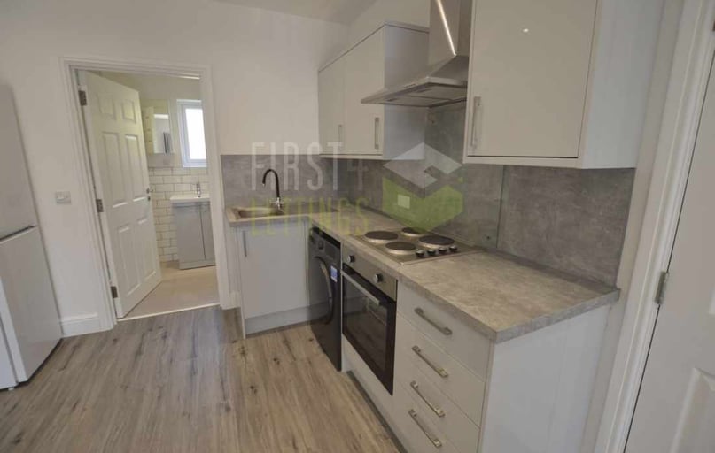 Brentwood Road, Clarendon Park, Leicester - Image 1