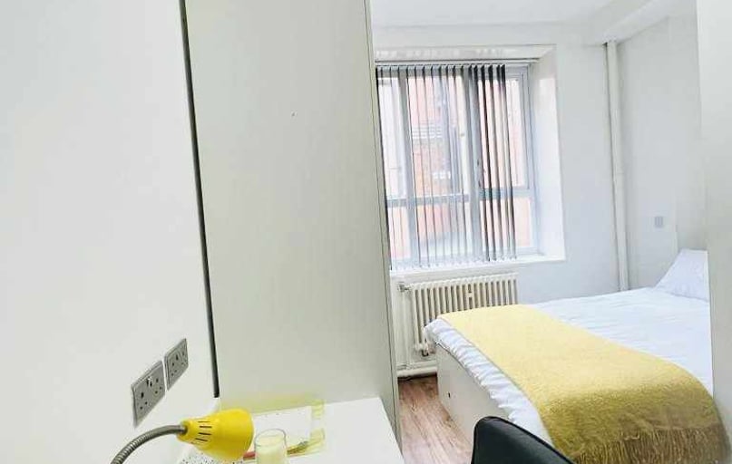 18-20 Albion Street, Highfields, Leicester - Image 1