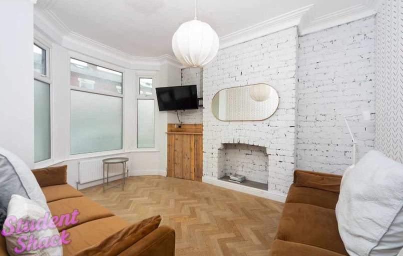 Ruskin Avenue Manchester, Rusholme, Manchester - Image 1