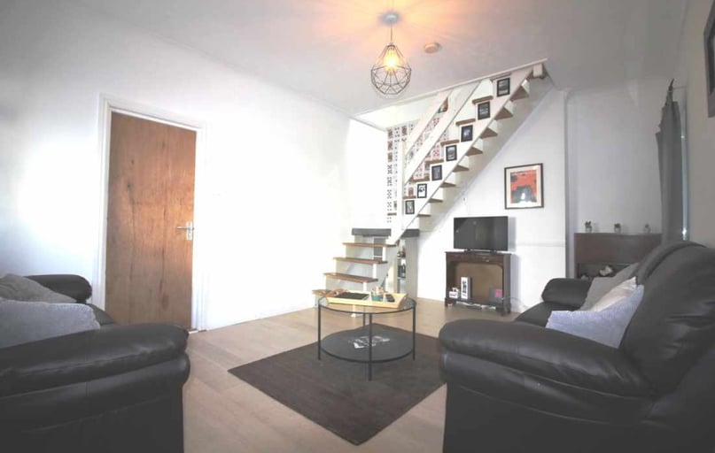 Cathays, Cardiff - Image 1