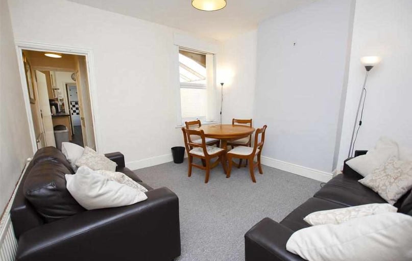 Warwards Lane, Selly Park, Birmingham - Image 1